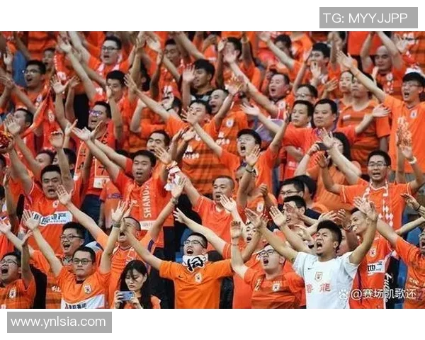 中超联赛新格局崛起 球队竞争激烈球迷热情高涨